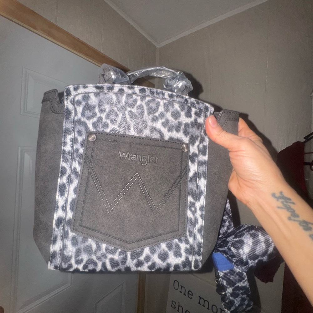 Wrangler Black and Gray Leopard Women's Backpack